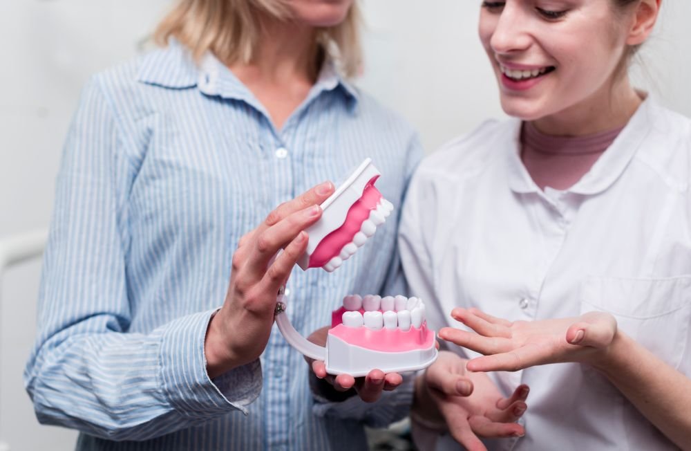 Cost Comparison: Dentures vs Dental Implants